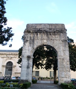 Arc de Campanus, Aix-les-Bains