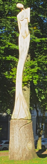 Aix-les-Bains, statue