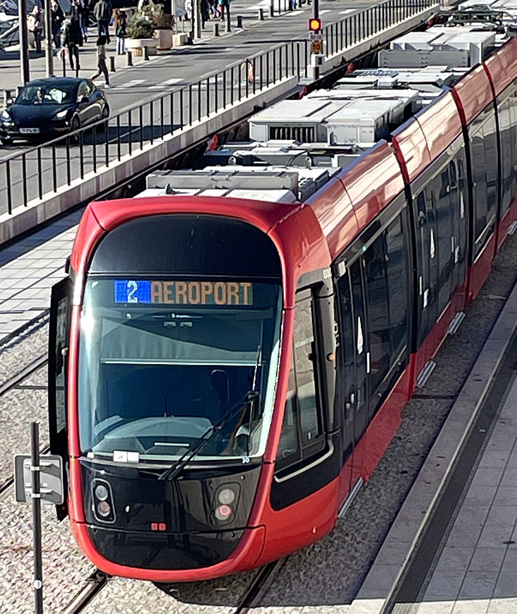 Nice tram