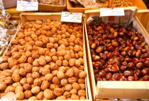 Walnuts, Sarlat market, France