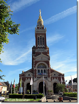 Basilique de Notre-Dame de Brebières, Albert, Somme, France