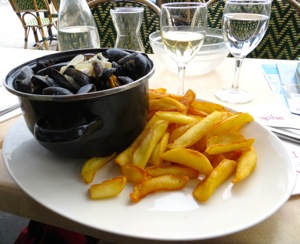 Moules Frites in Dieppe, France