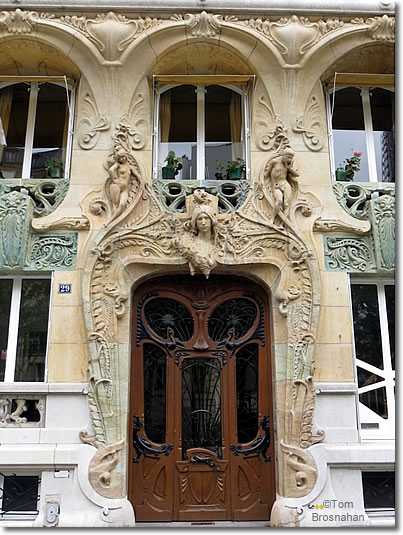 Jules Lavirotte building, 29 avenue Rapp, Paris 75007, France