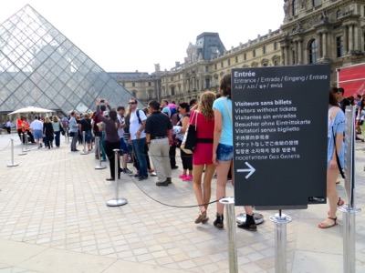 Lines at the Louvre, Paris