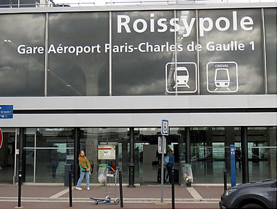 Roissypôle entrance, Aéroport Paris-Charles-de-Gaulle