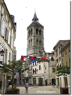 Église Saint-Léger, Cognac, France