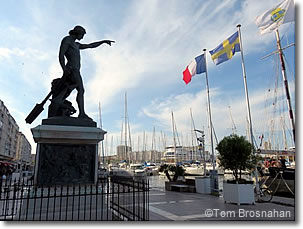 Le Génie de la Navigation statue, Toulon, France