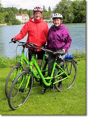 Jane and Tom on the bike trip