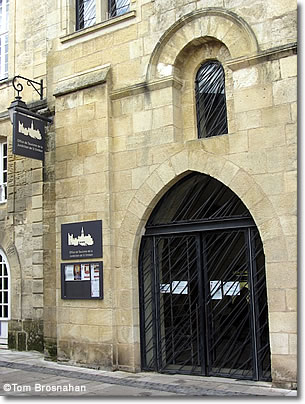 Office de Tourisme, Saint-Émilion, France